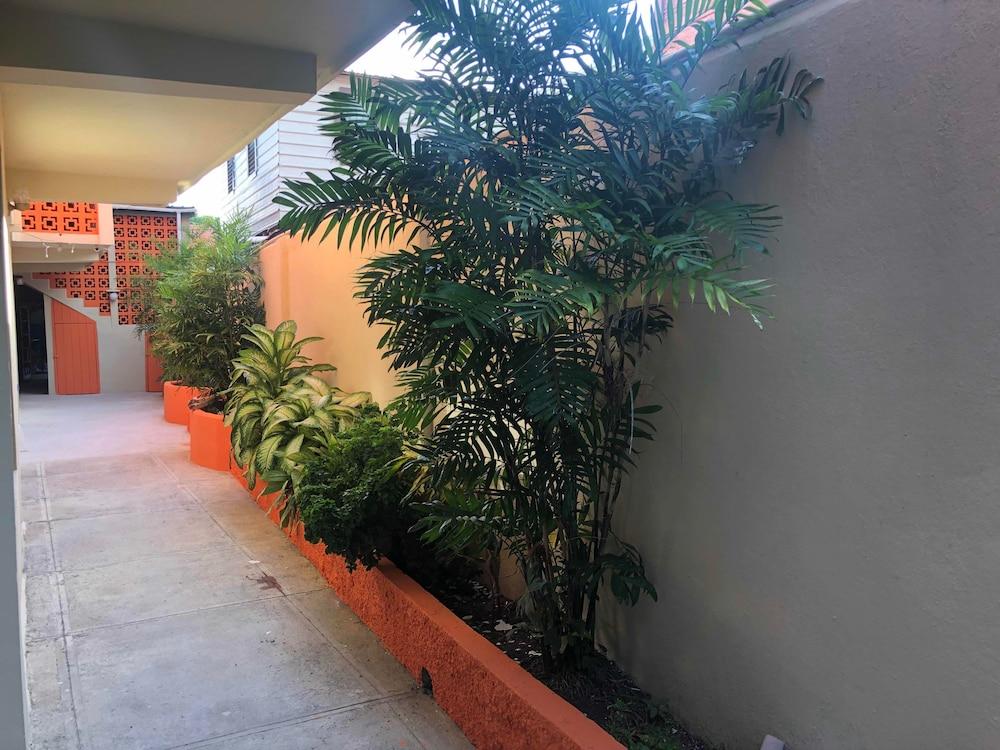 The Bakadeer Inn Belize City Dış mekan fotoğraf