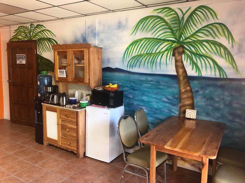 The Bakadeer Inn Belize City Dış mekan fotoğraf